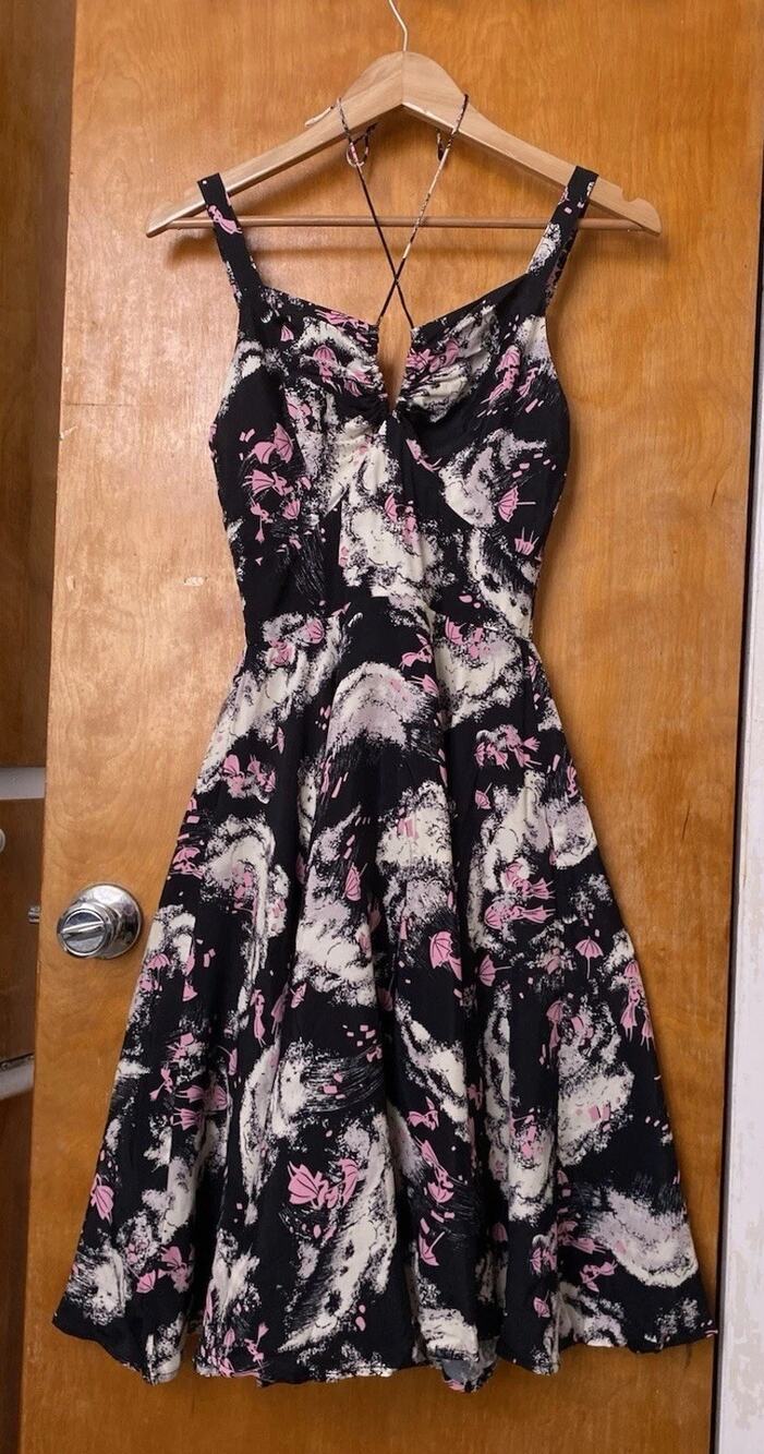 Trashy Diva L'Amour Dress in Hurricane Ladies Black Pink Pinup size 0 40s Rayon